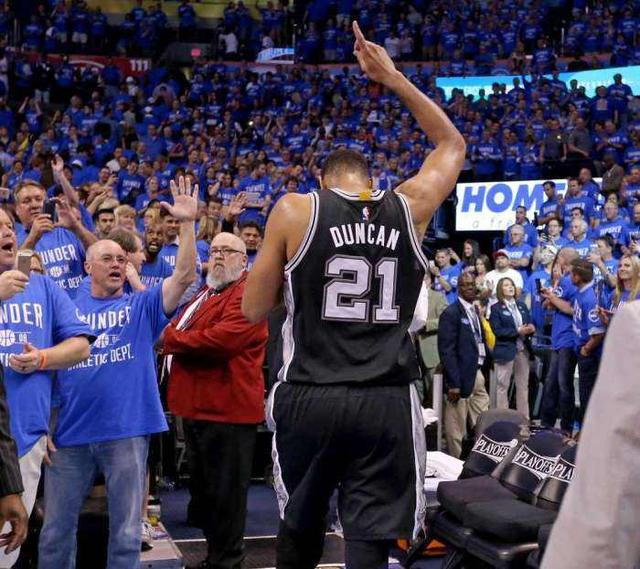  NBA巨星加冕赛季得分王宝座