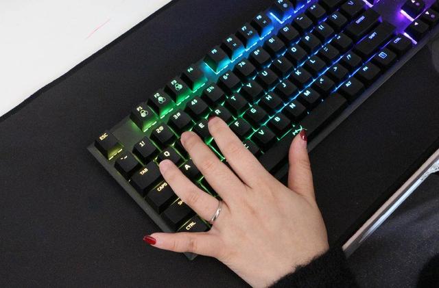  电竞外设黑科技频现 磁轴键盘提升操作精准度